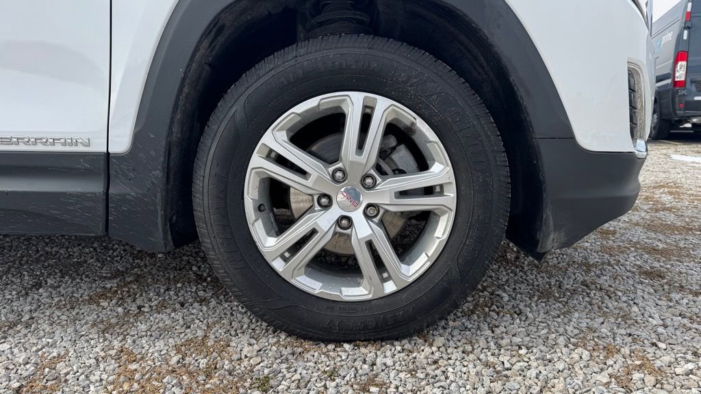 Used 2019 GMC Terrain SLE image 30