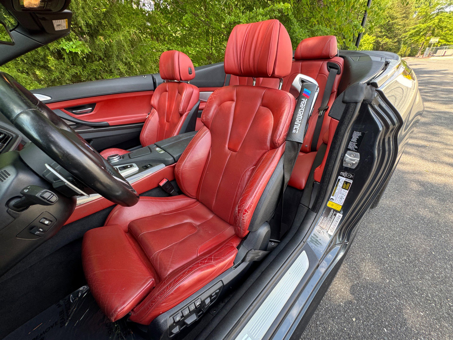 Used 2015 BMW M6 Convertible RWD image 28