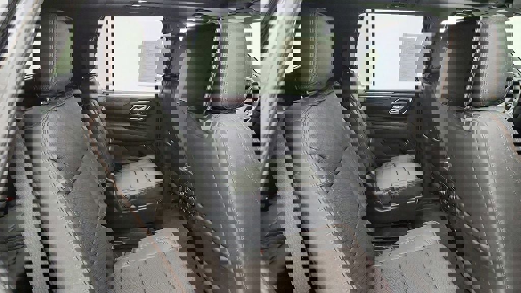 Used 2024 Chevrolet Tahoe High Country w/ Advanced Technology Package image 24