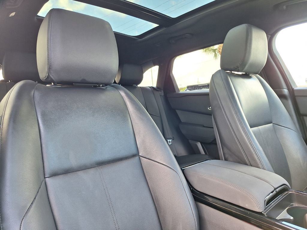 Used 2025 Land Rover Range Rover Velar Dynamic SE image 29
