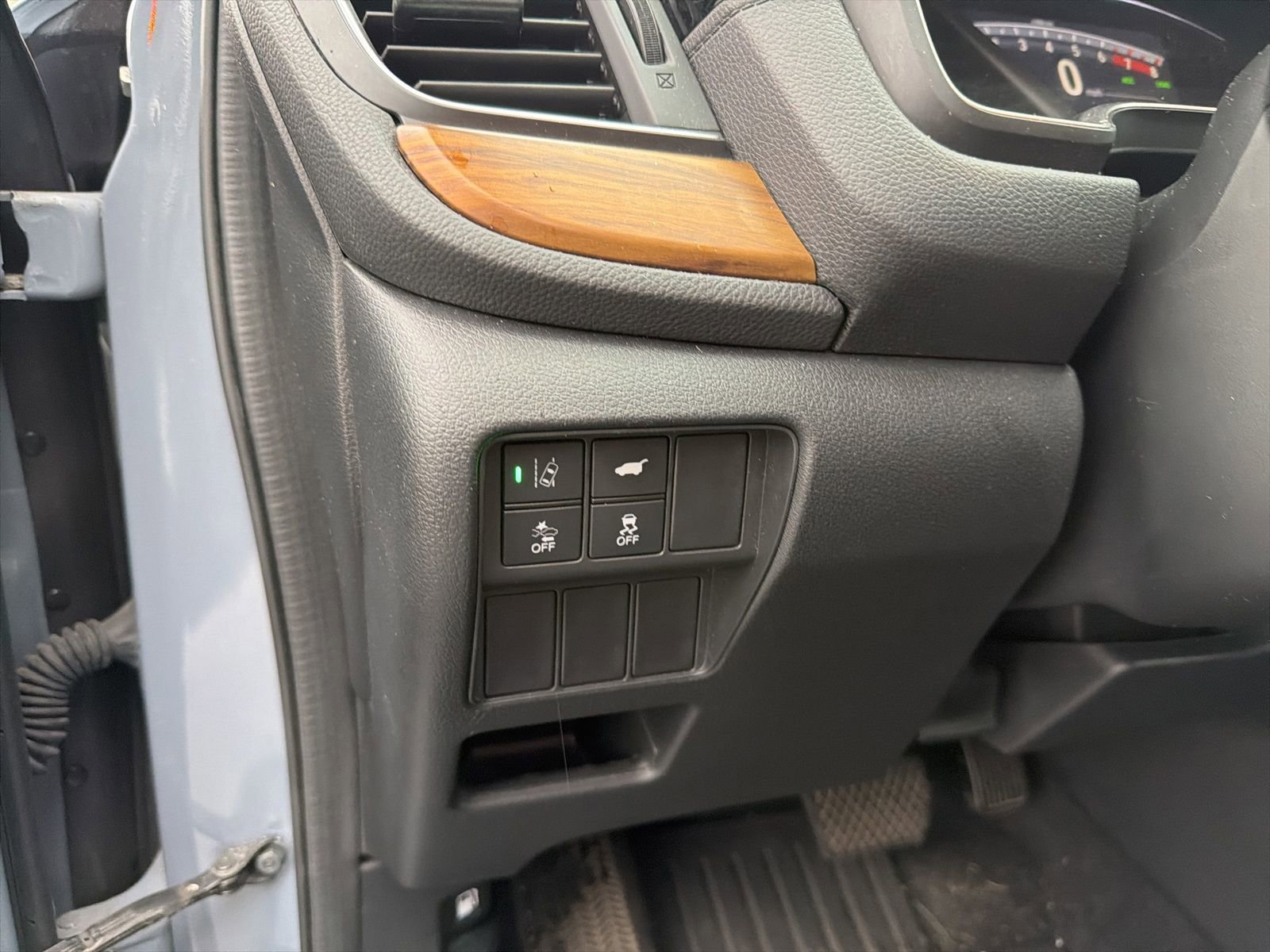 Used 2020 Honda CR-V Touring image 14