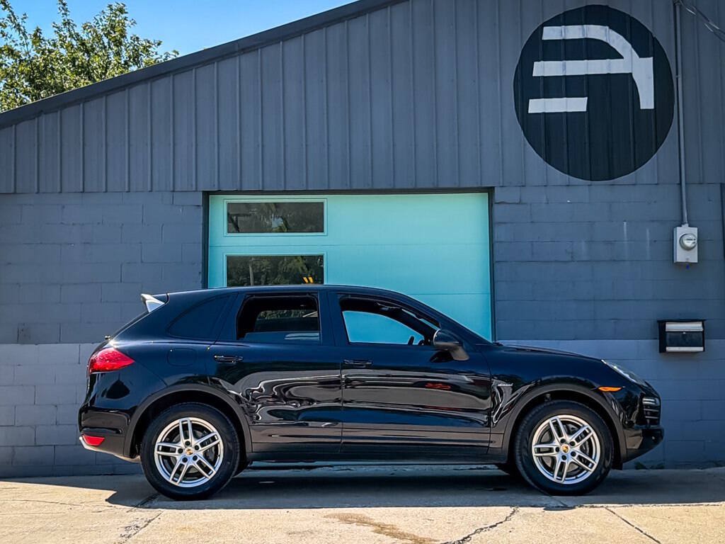 Used 2014 Porsche Cayenne Diesel AWD/4WD image 10