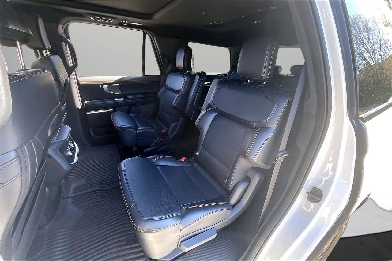 Used 2025 Ford Expedition Tremor image 24