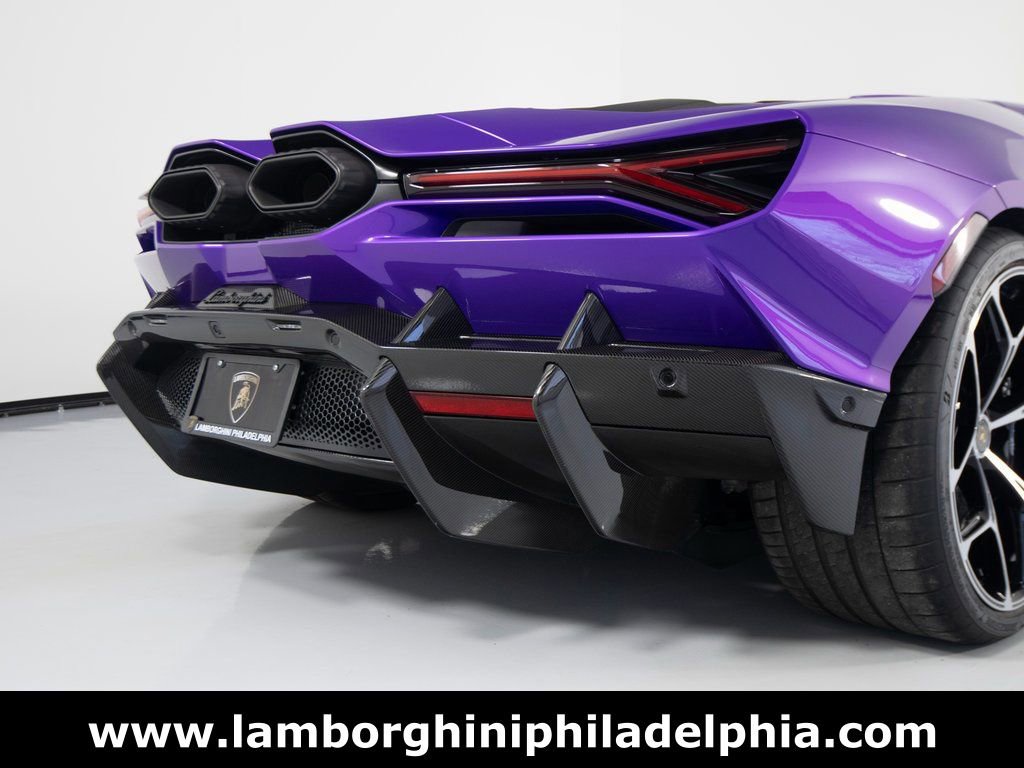 Used 2024 Lamborghini Revuelto image 52