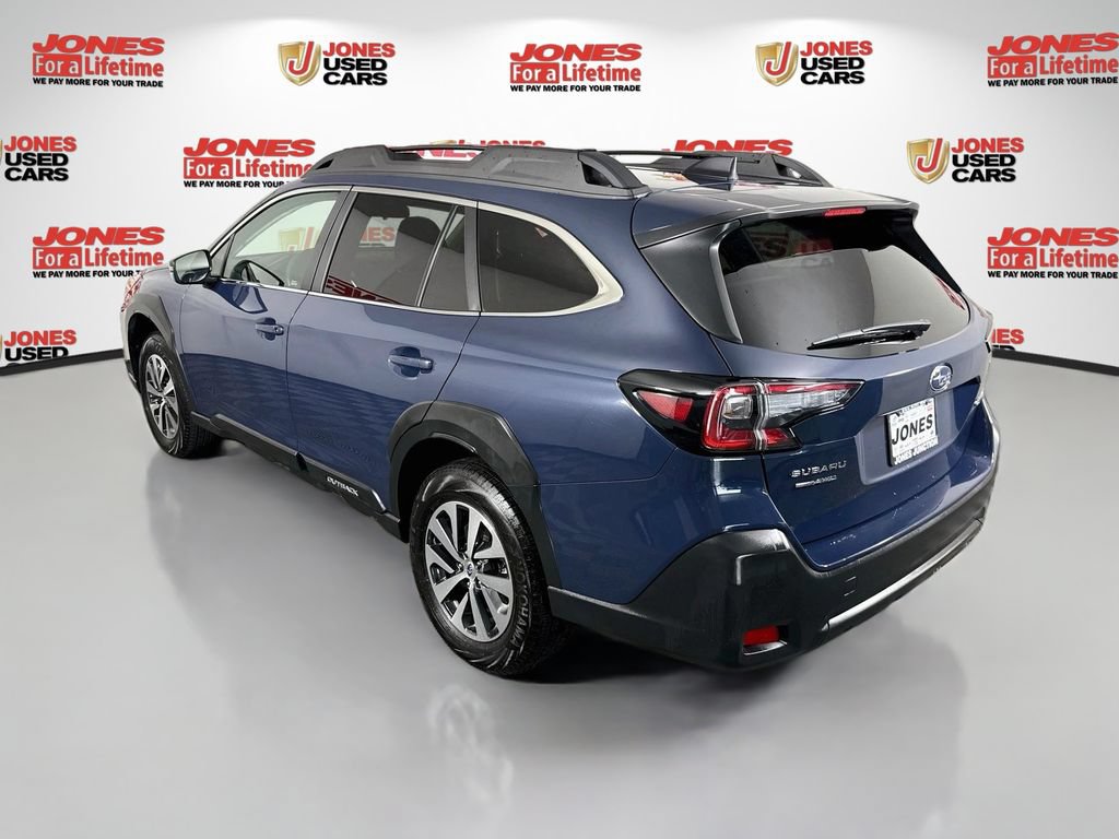 Certified 2025 Subaru Outback Premium AWD/4WD image 2