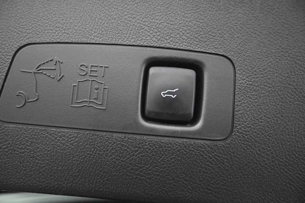Used 2023 Lincoln Corsair Reserve w/ Equipment Group 201A AWD/4WD image 33