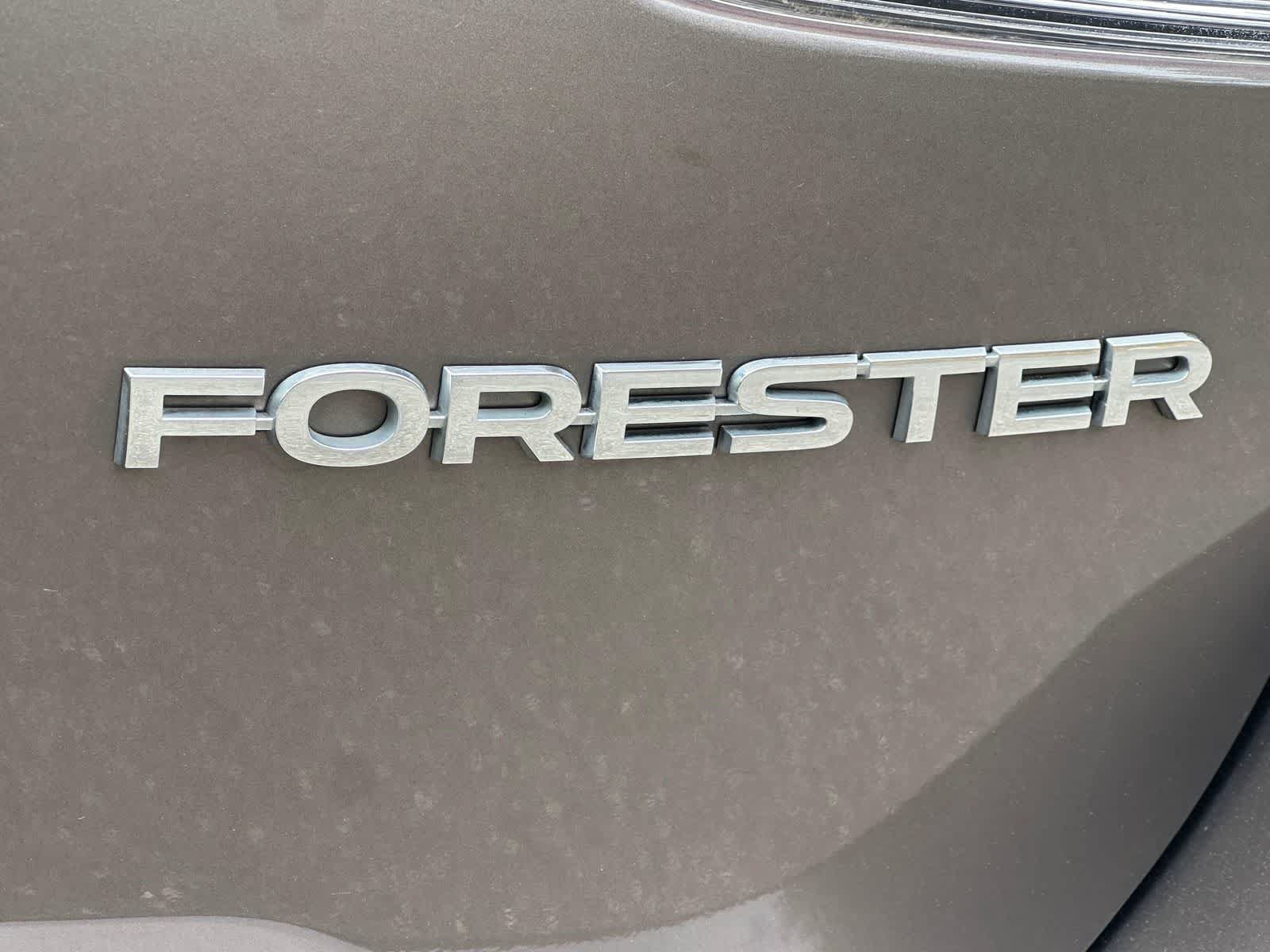 Certified 2022 Subaru Forester Premium AWD/4WD image 6