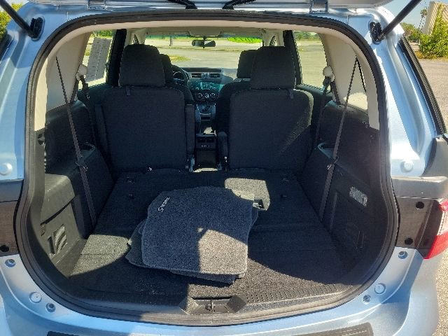 Used 2013 MAZDA MAZDA5 Touring FWD image 7