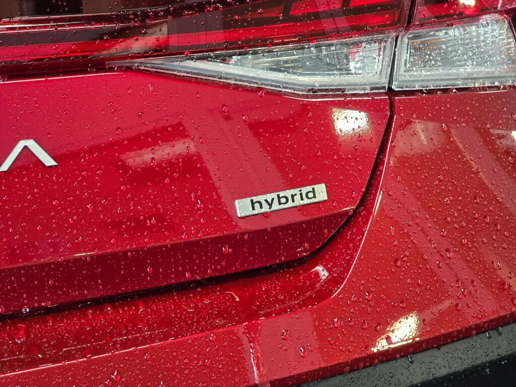 New 2025 Hyundai Elantra SEL image 14