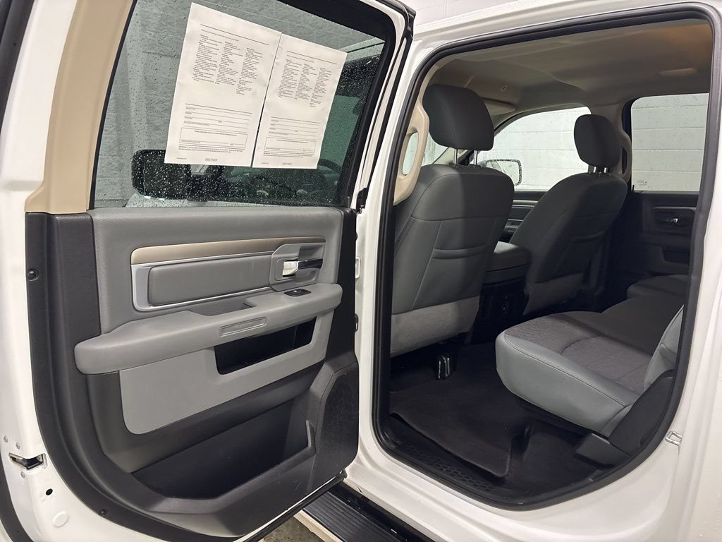 Used 2017 RAM 1500 Big Horn AWD/4WD image 29