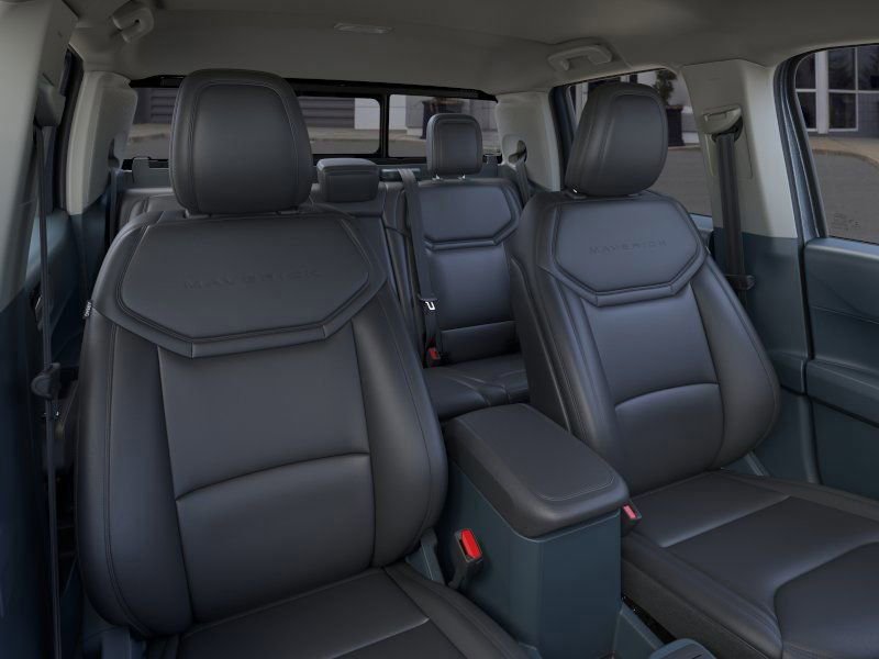 New 2025 Ford Maverick Lariat w/ Black Appearance Package image 10