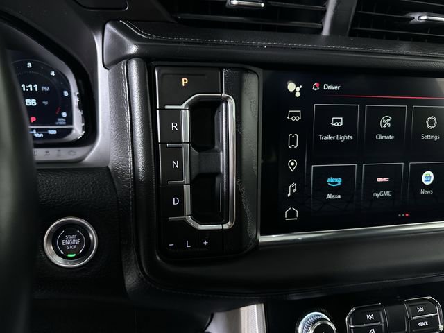 Used 2024 GMC Yukon Denali RWD image 16