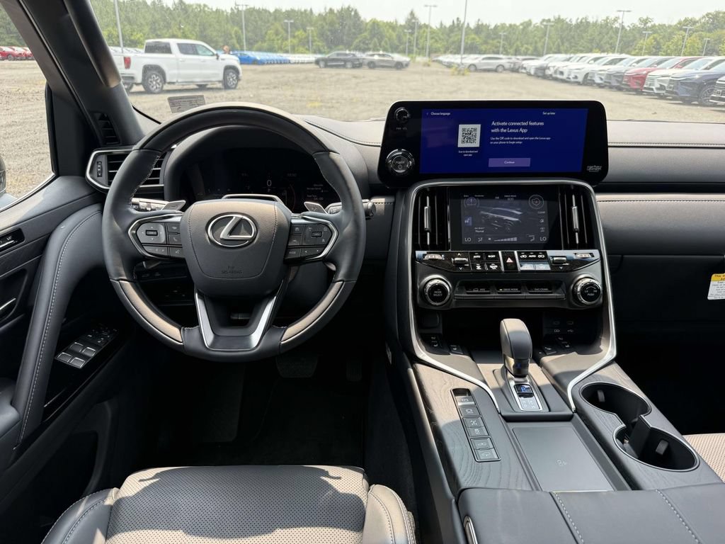 New 2025 Lexus LX 700h Luxury AWD/4WD image 8