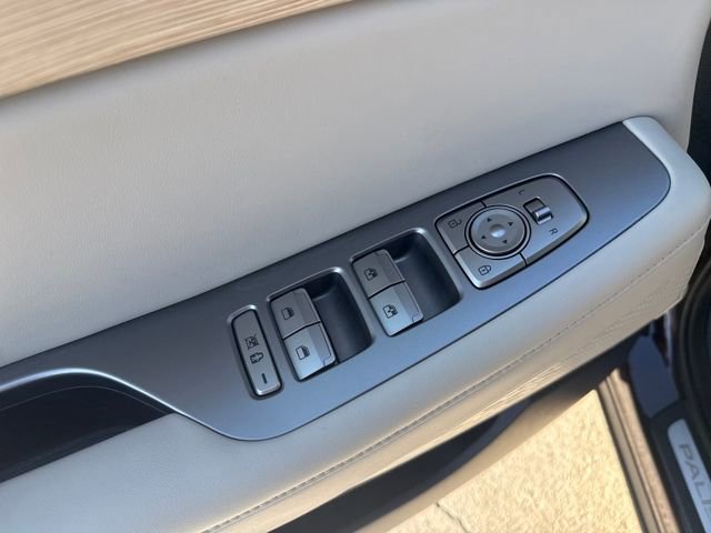 Used 2023 Hyundai Palisade Limited image 9