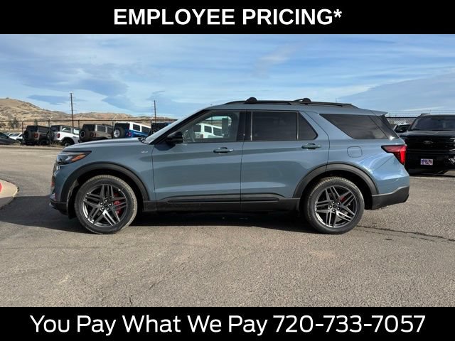 New 2026 Ford Explorer ST-Line w/ ST-Line Street Pack AWD/4WD image 2