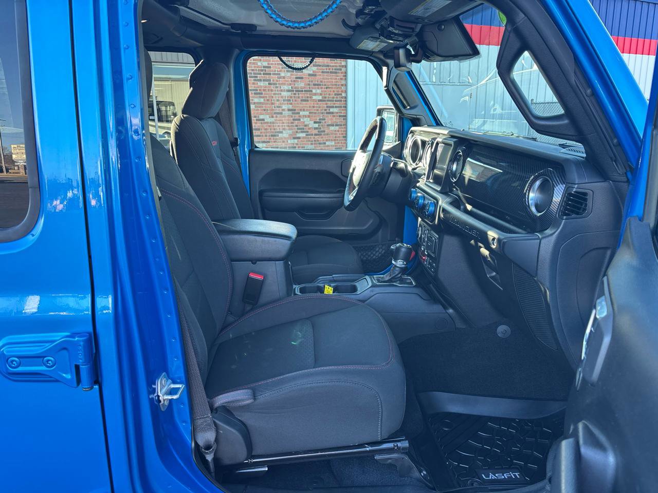 Used 2023 Jeep Wrangler Unlimited Rubicon w/ Xtreme 35 Tire Package image 14