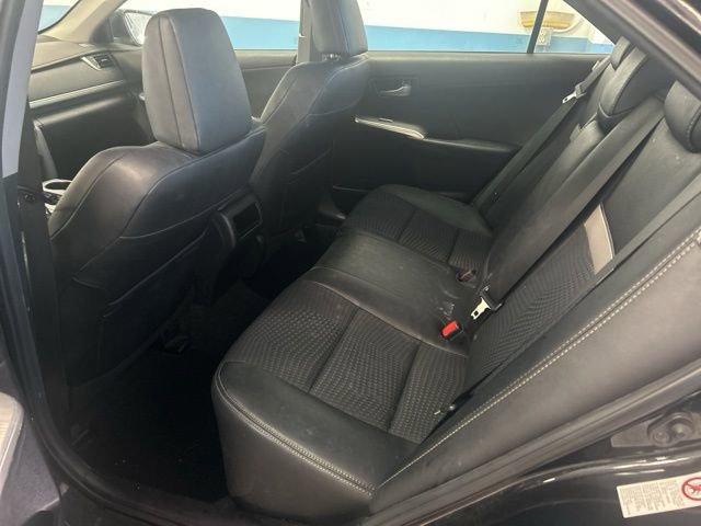 Used 2012 Toyota Camry SE FWD image 15