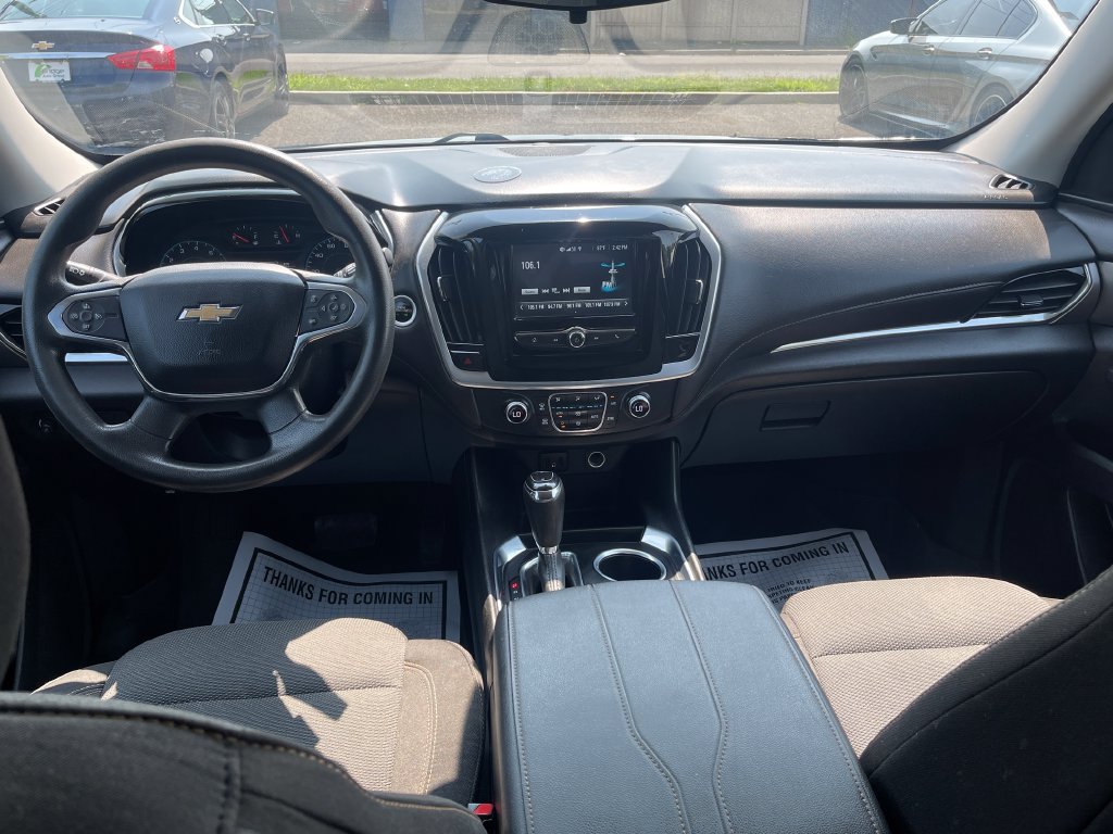Used 2019 Chevrolet Traverse LS AWD/4WD image 28