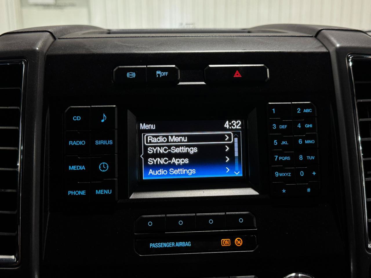Used 2017 Ford F250 XLT AWD/4WD image 32