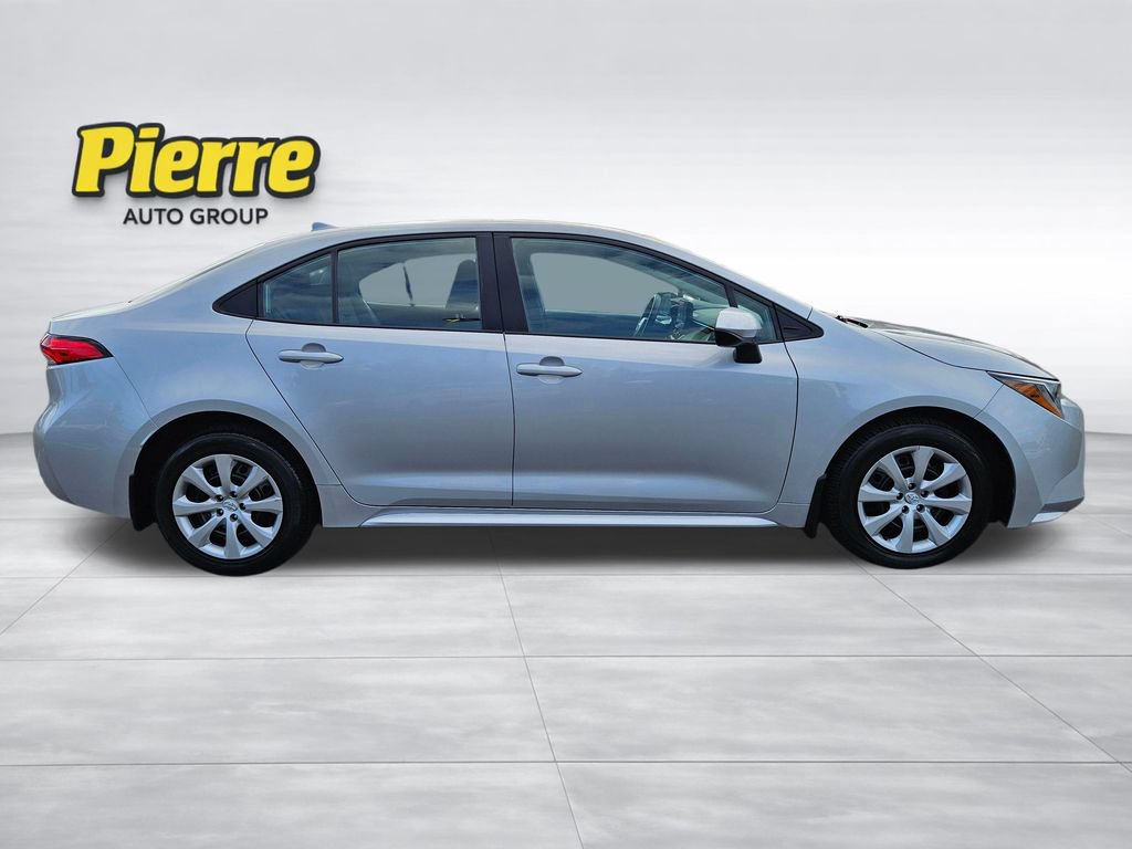 Used 2024 Toyota Corolla LE FWD image 6