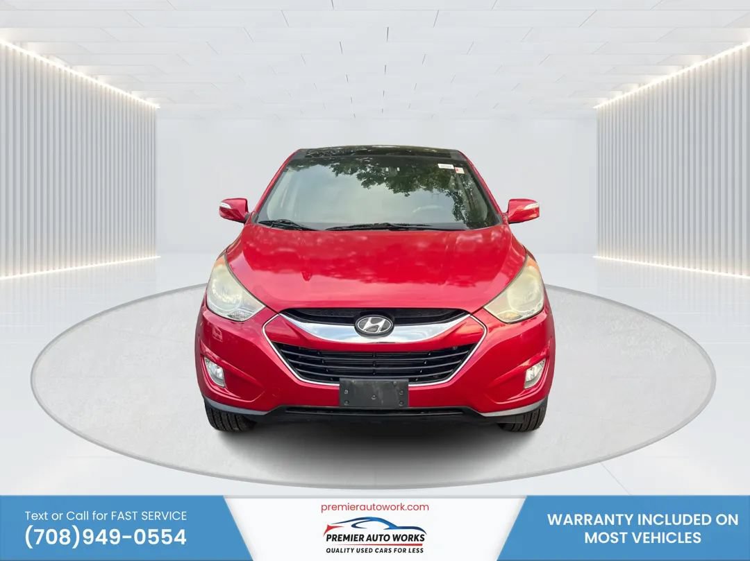 Used 2012 Hyundai Tucson Limited w/ Premium Pkg FWD image 2