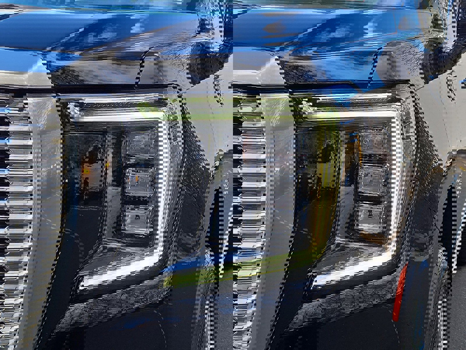 Used 2021 GMC Yukon Denali w/ Denali Ultimate Package image 9