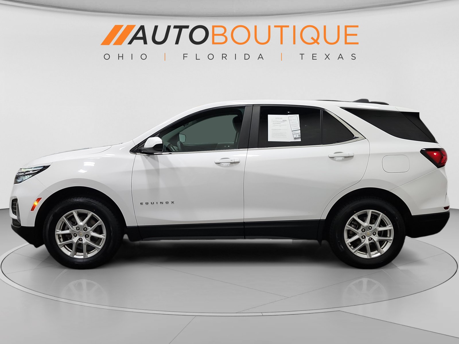 Used 2022 Chevrolet Equinox LT AWD/4WD image 2
