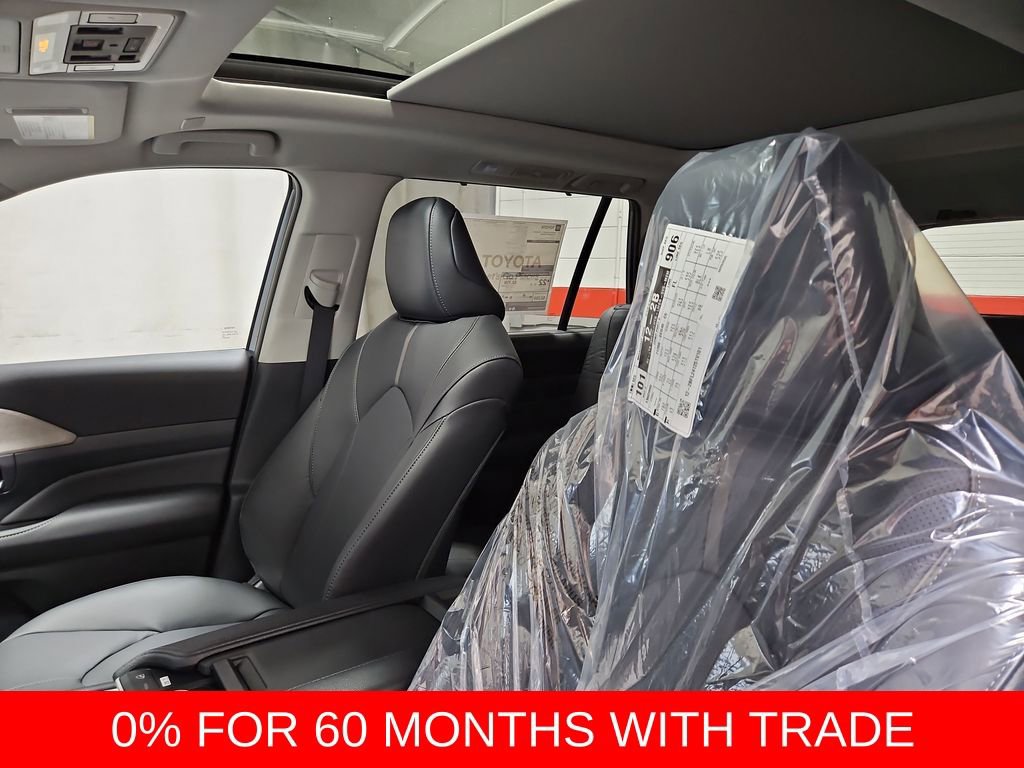 New 2026 Toyota Grand Highlander Platinum image 11