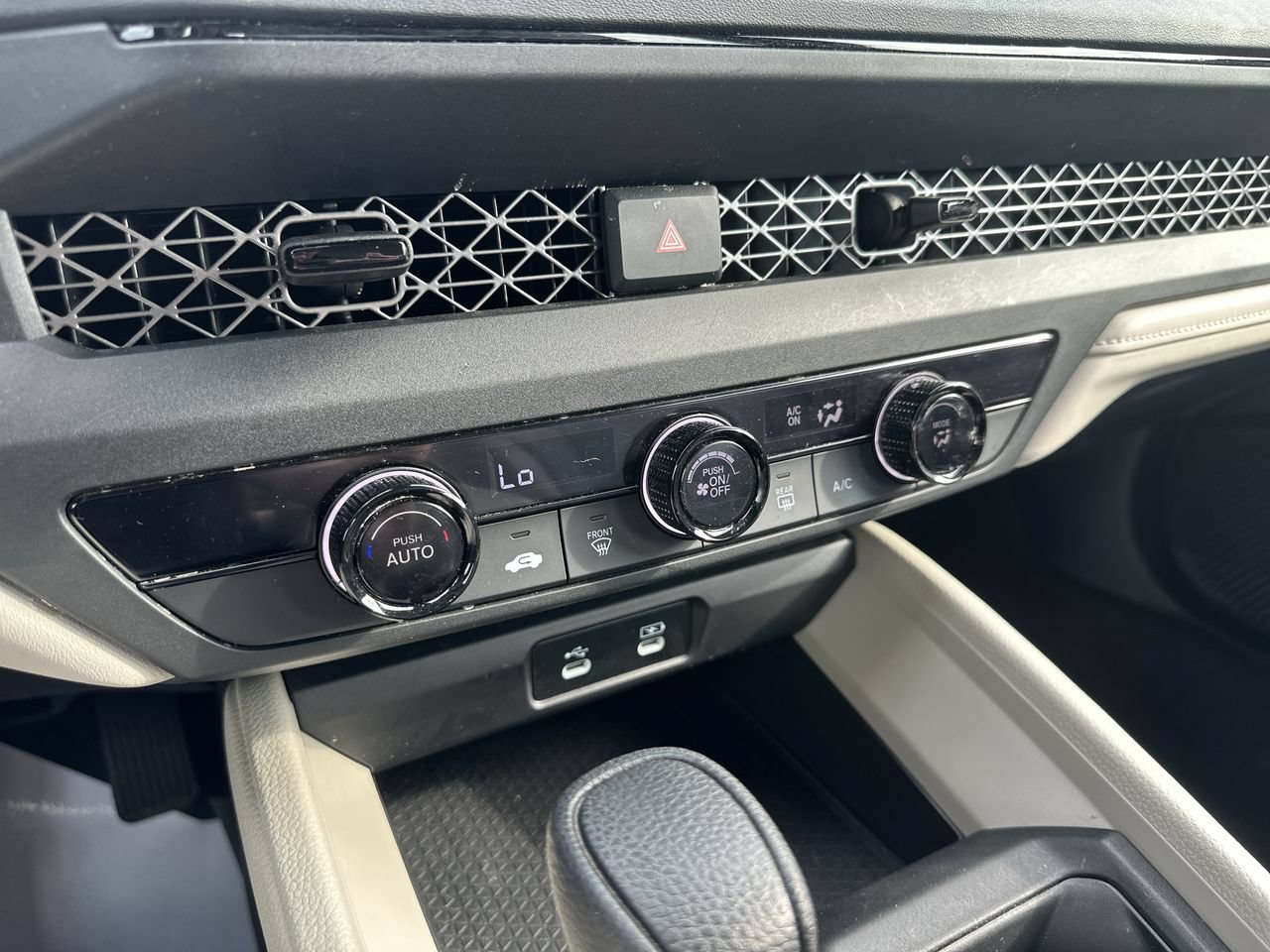 Used 2024 Honda Accord LX image 19