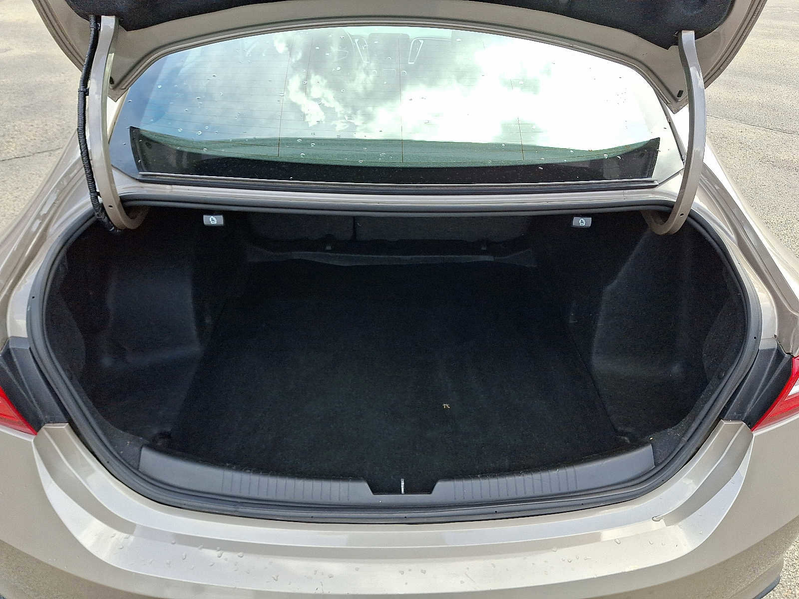 Used 2023 Chevrolet Malibu RS image 28