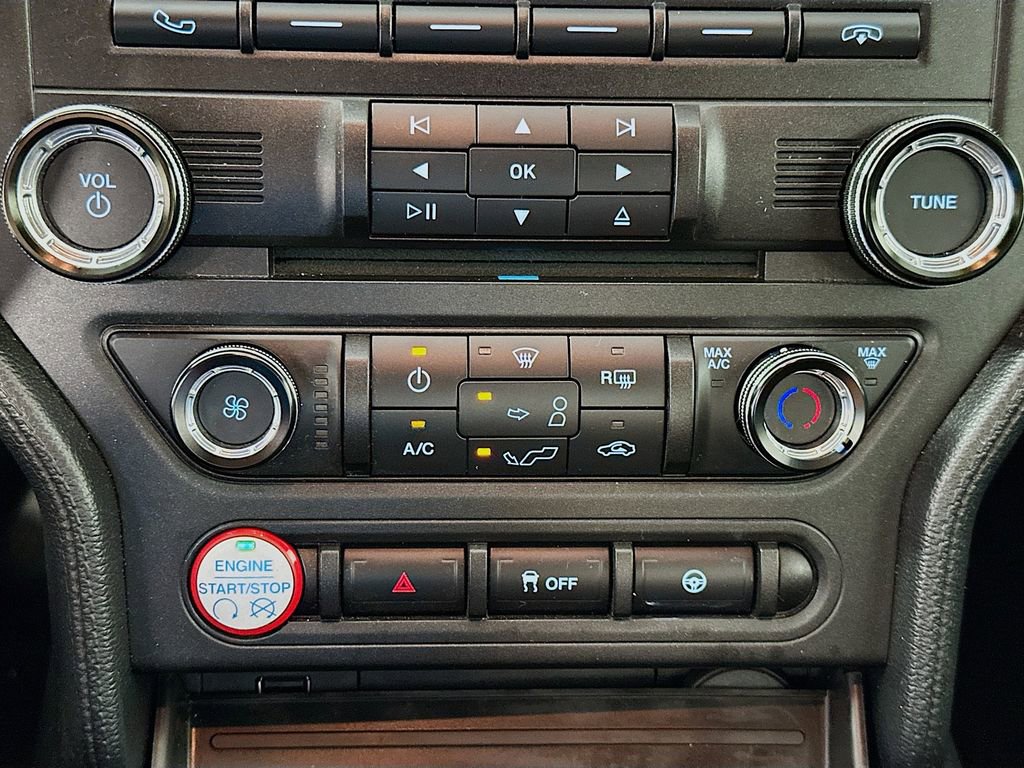 Used 2017 Ford Mustang Coupe image 15