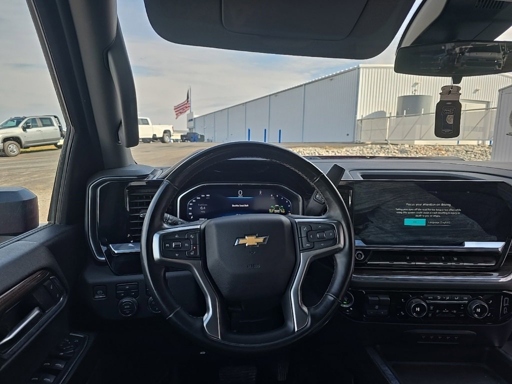 Used 2024 Chevrolet Silverado 3500 LT w/ Convenience Package image 28