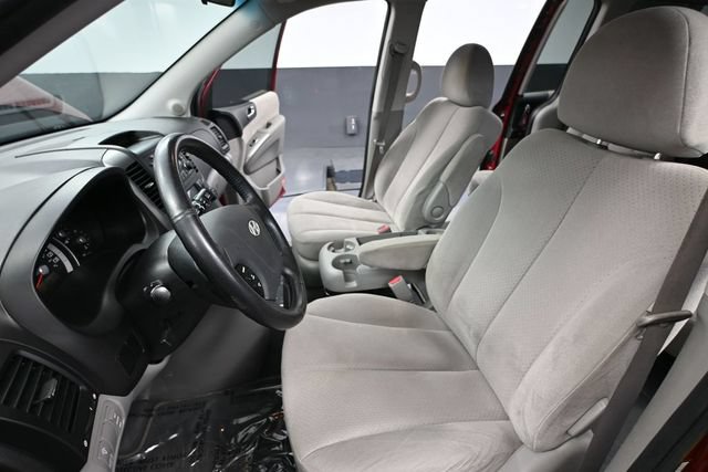 Used 2008 Hyundai Entourage GLS FWD image 20