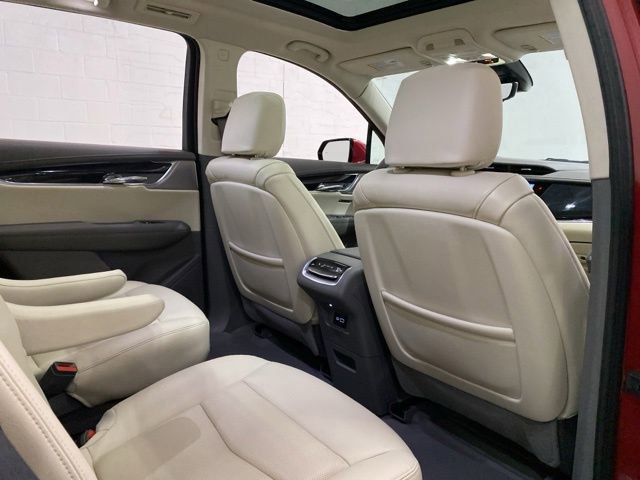 Used 2023 Cadillac XT6 Premium Luxury w/ Technology Package AWD/4WD image 24