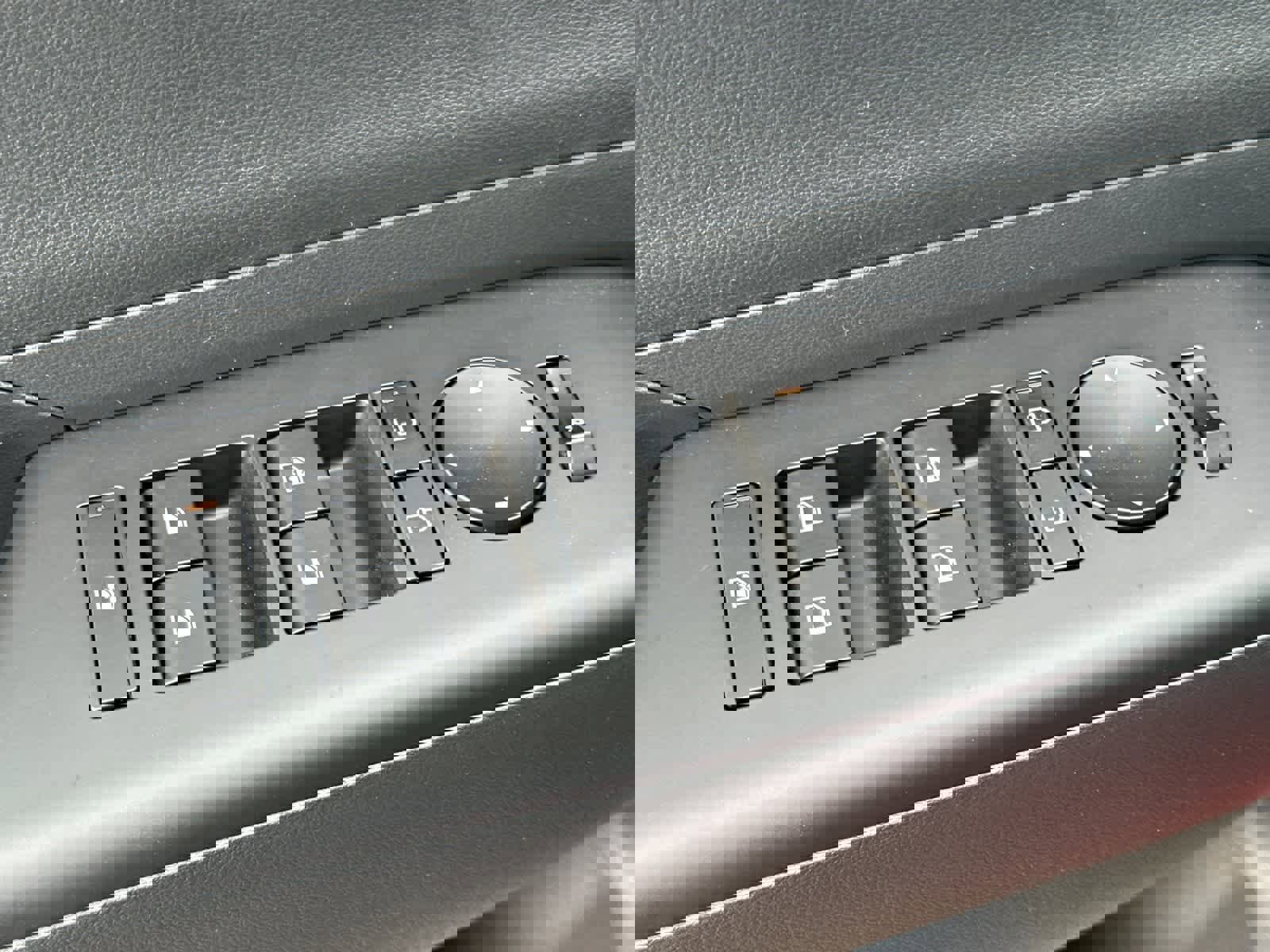 New 2026 Hyundai Kona SE image 14