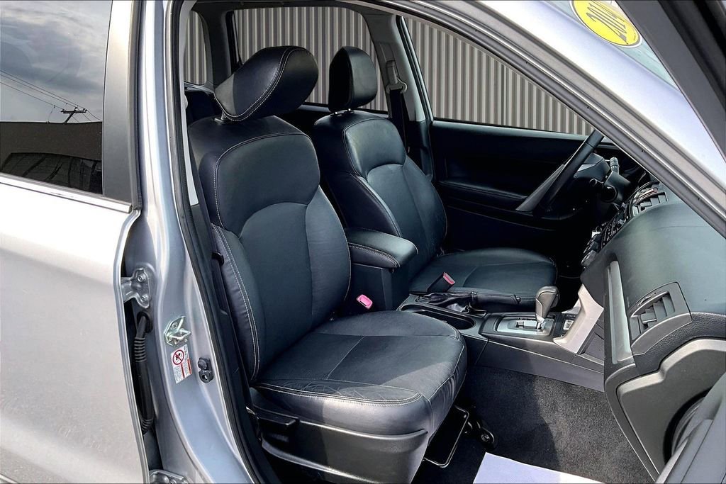 Used 2014 Subaru Forester 2.5i Limited AWD/4WD image 7
