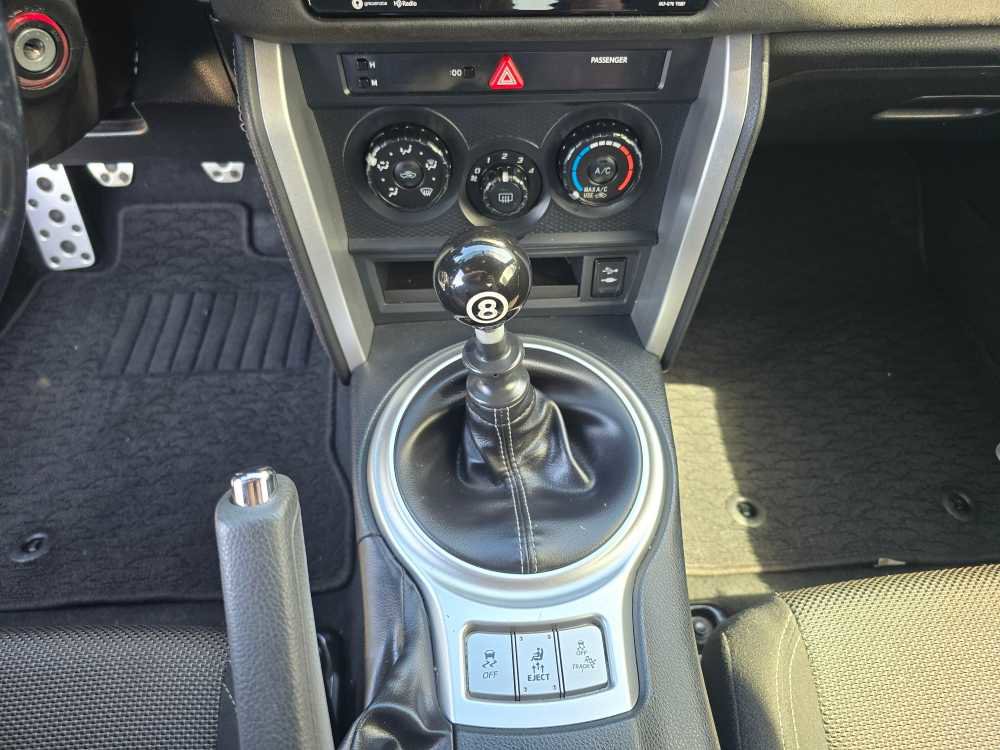 Used 2017 Toyota 86 image 13