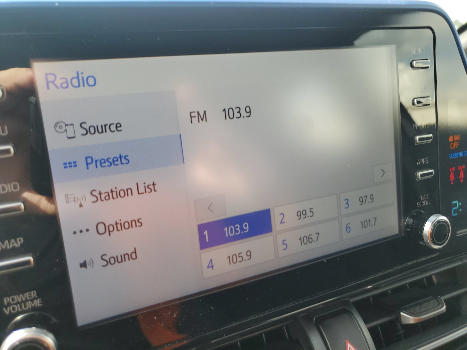 Used 2019 Toyota C-HR XLE FWD image 21