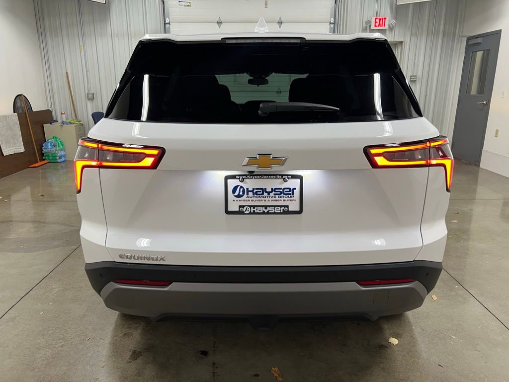 New 2026 Chevrolet Equinox LT image 4