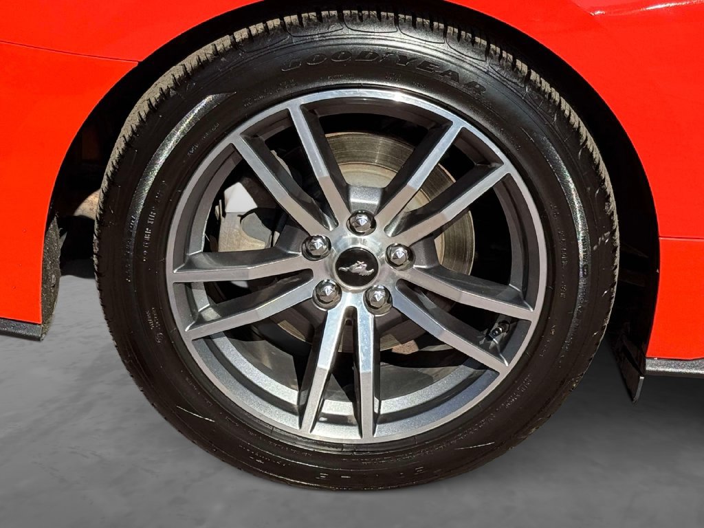 Used 2015 Ford Mustang Premium RWD image 8