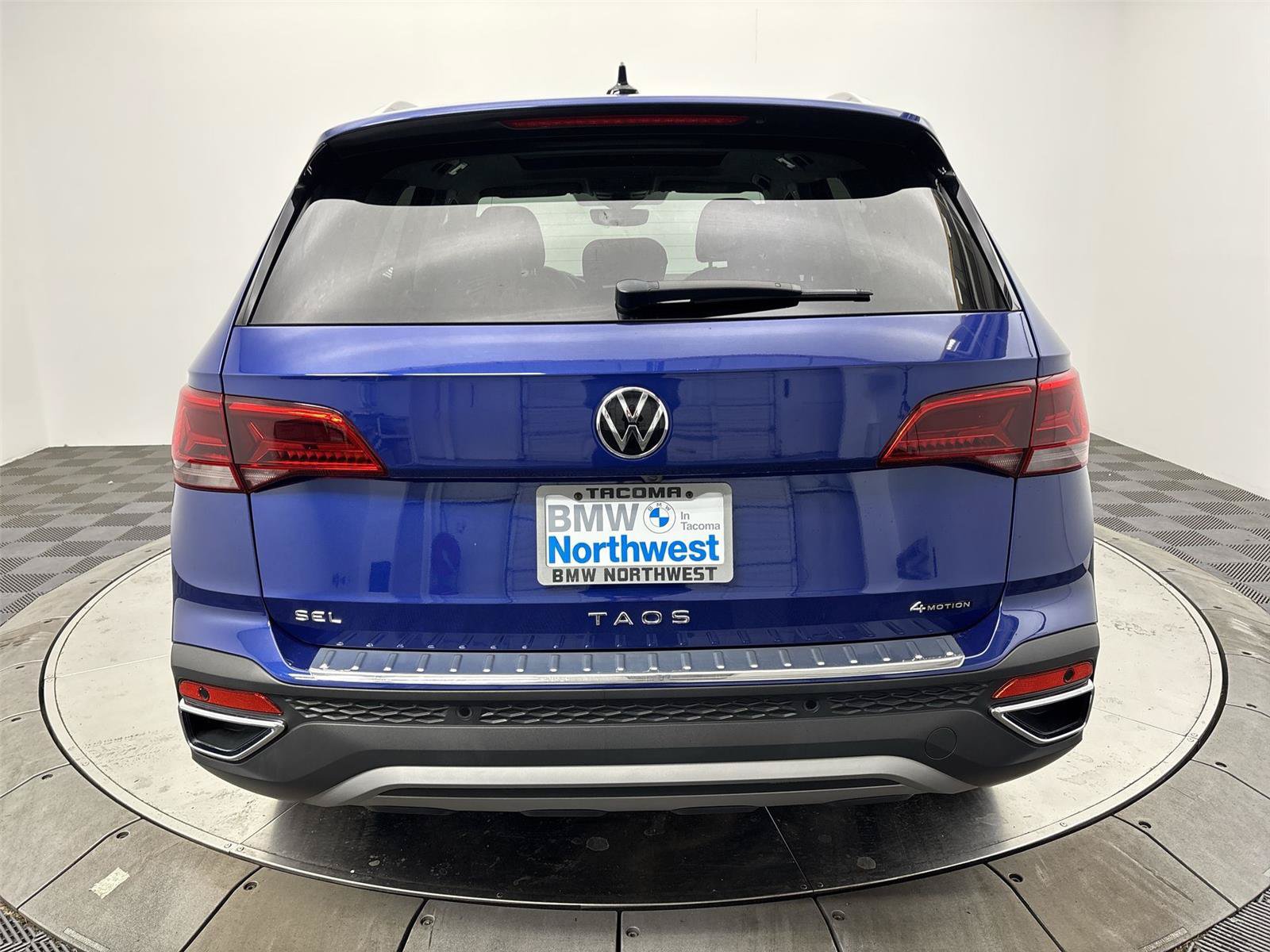 Used 2023 Volkswagen Taos SEL AWD/4WD image 15