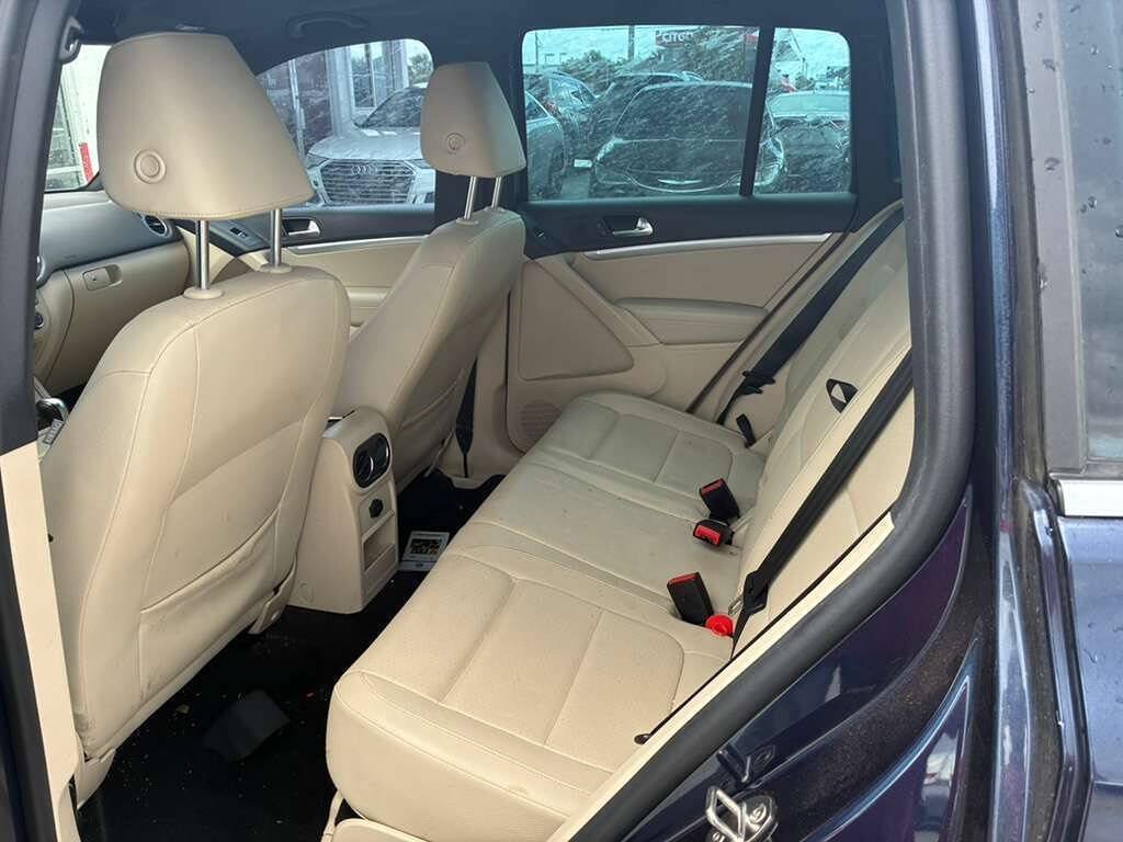 Used 2016 Volkswagen Tiguan R-Line FWD image 6