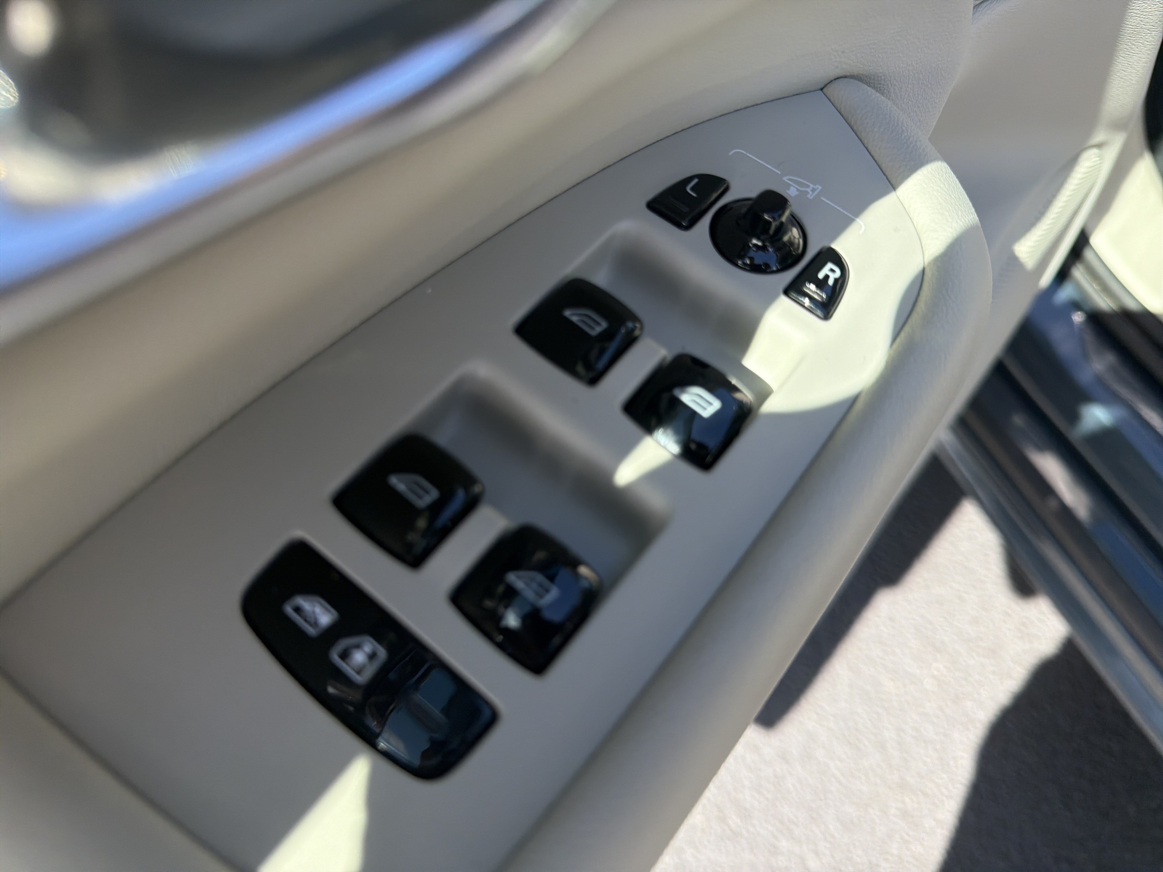 Certified 2026 Volvo XC90 B6 Ultra AWD/4WD image 15