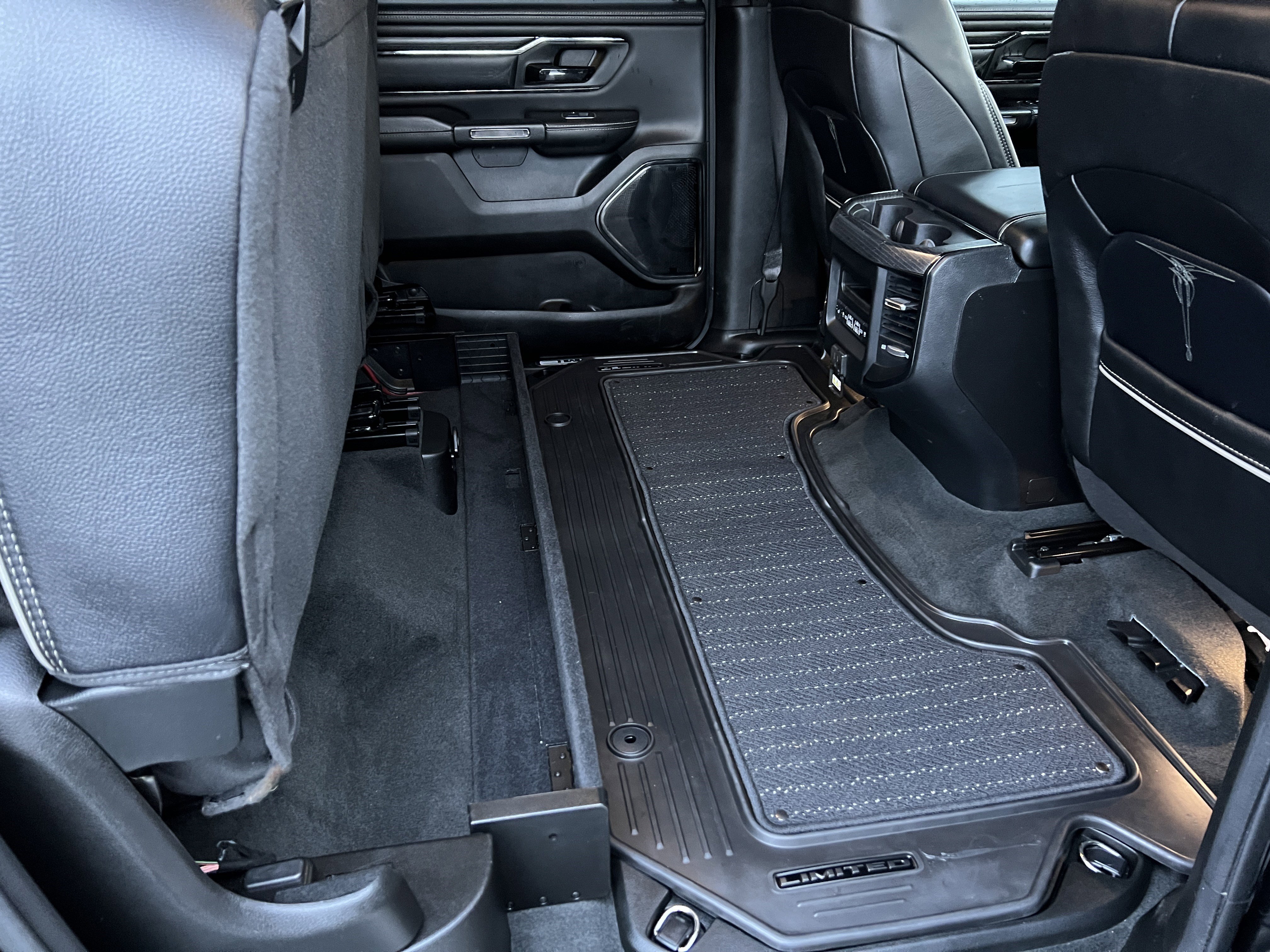 Used 2022 RAM 1500 Limited image 21