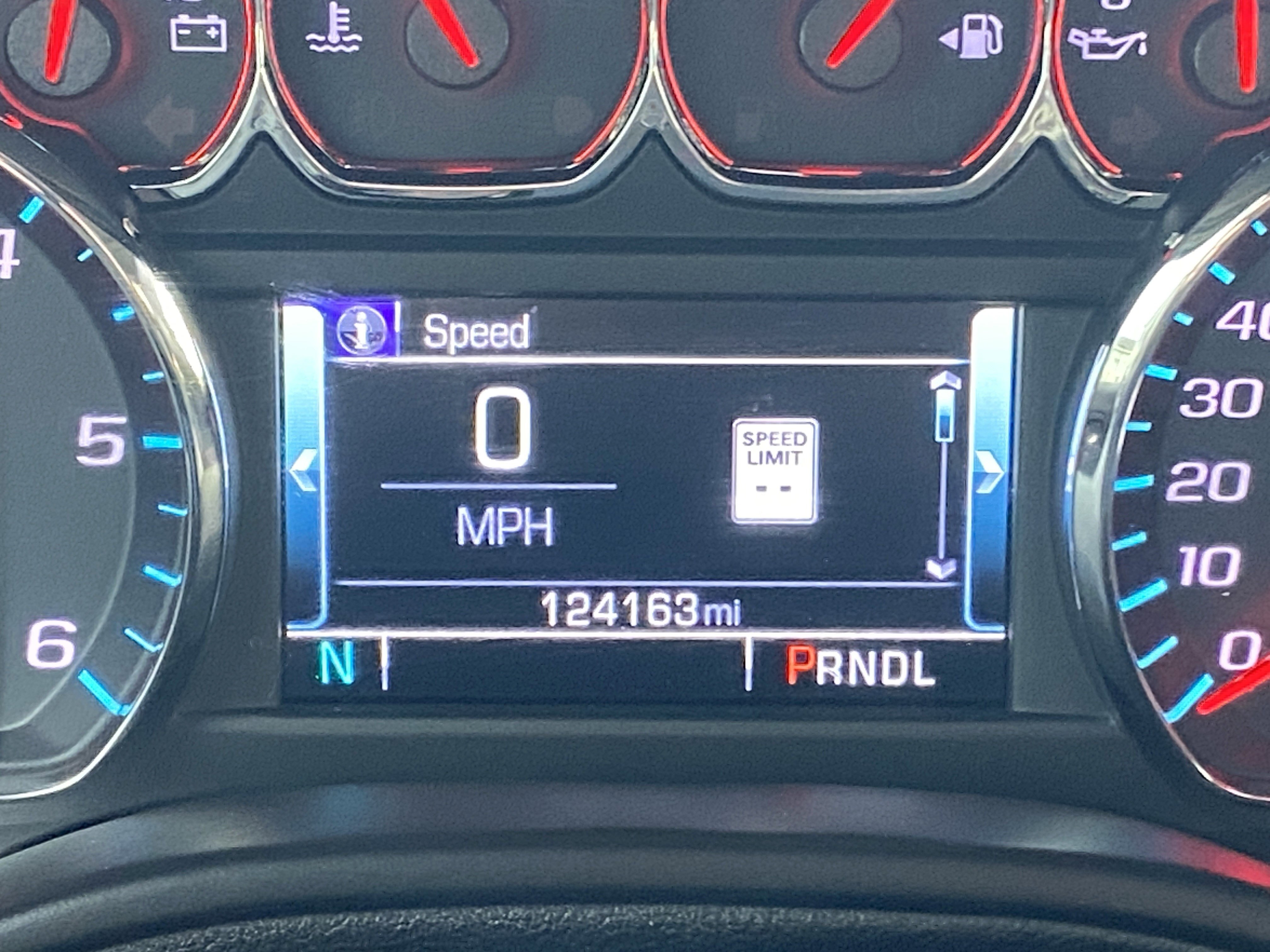 Used 2019 Chevrolet Suburban LT image 12