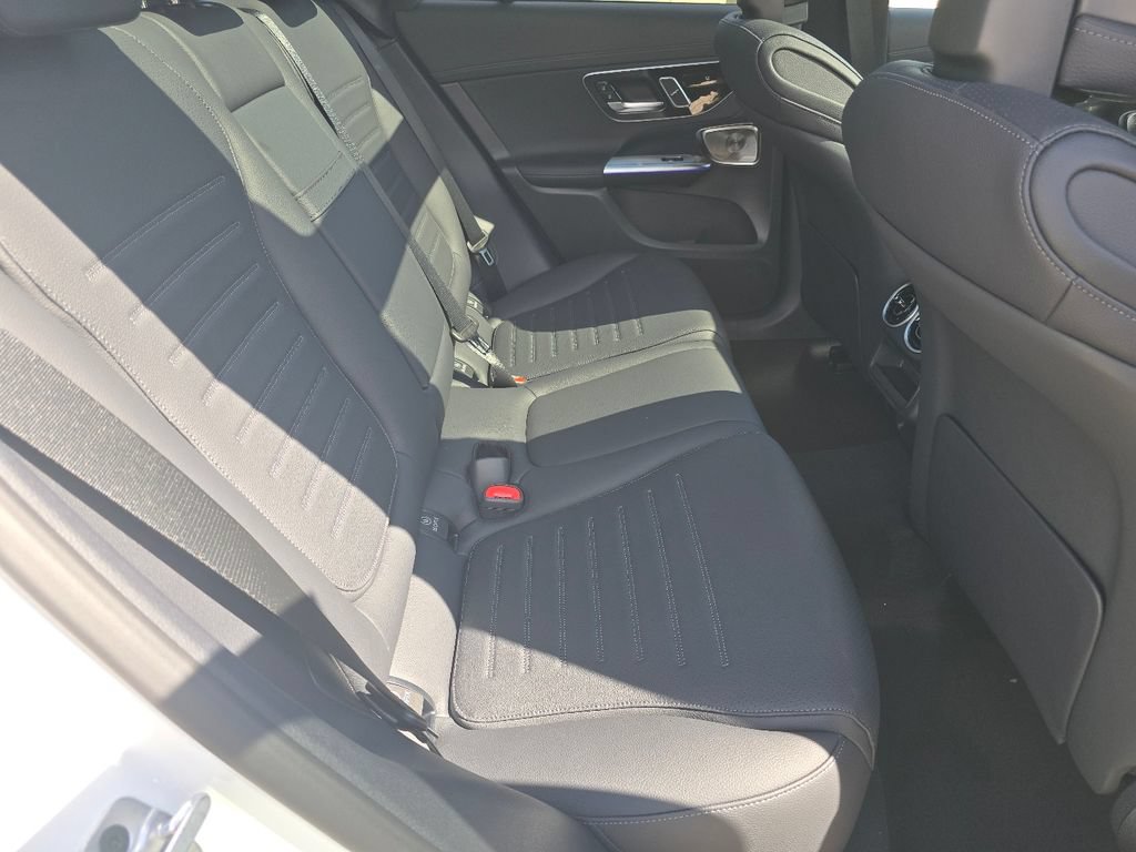 New 2026 Mercedes-Benz GLC 300 4MATIC image 21