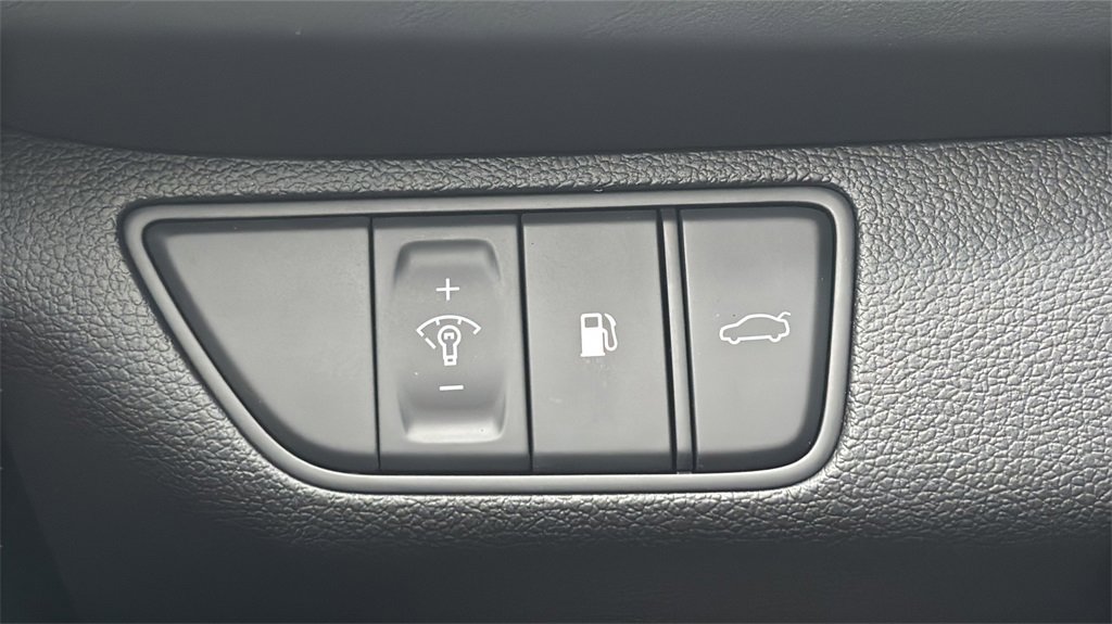 New 2026 Genesis G70 2.5T image 18