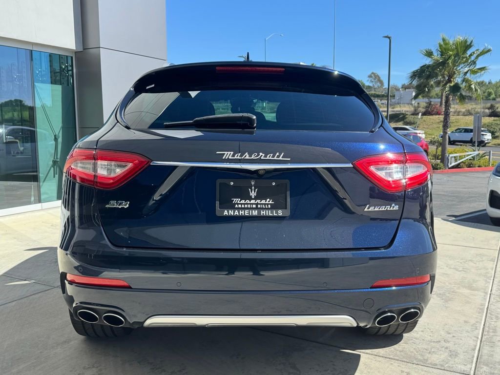 Used 2020 Maserati Levante S GranLusso image 7