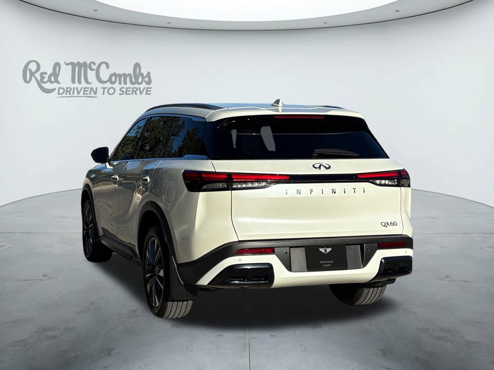 Used 2024 INFINITI QX60 Luxe image 3
