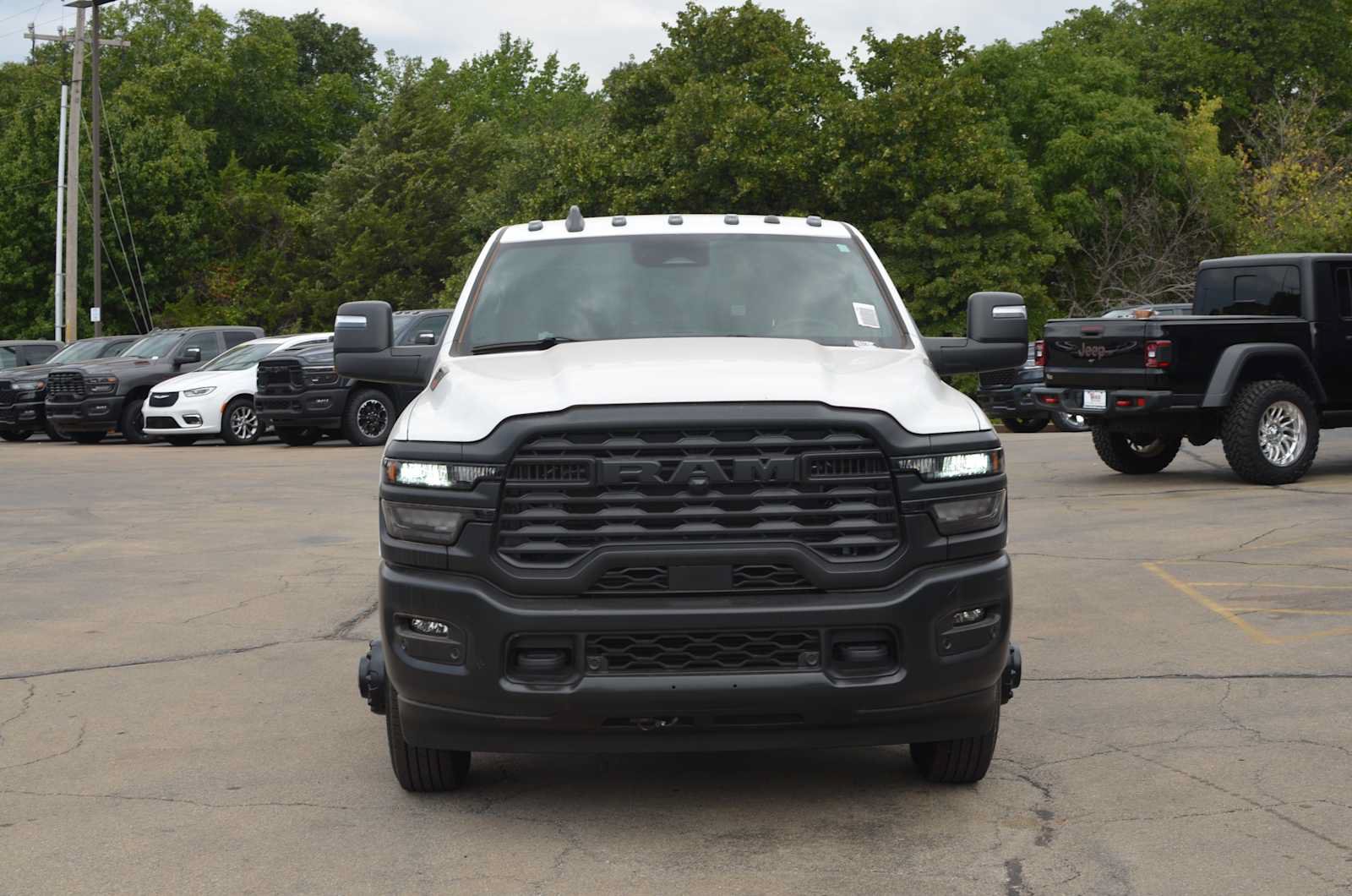 New 2026 RAM 3500 Tradesman AWD/4WD image 3
